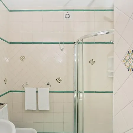 Town Lejlighed Capri